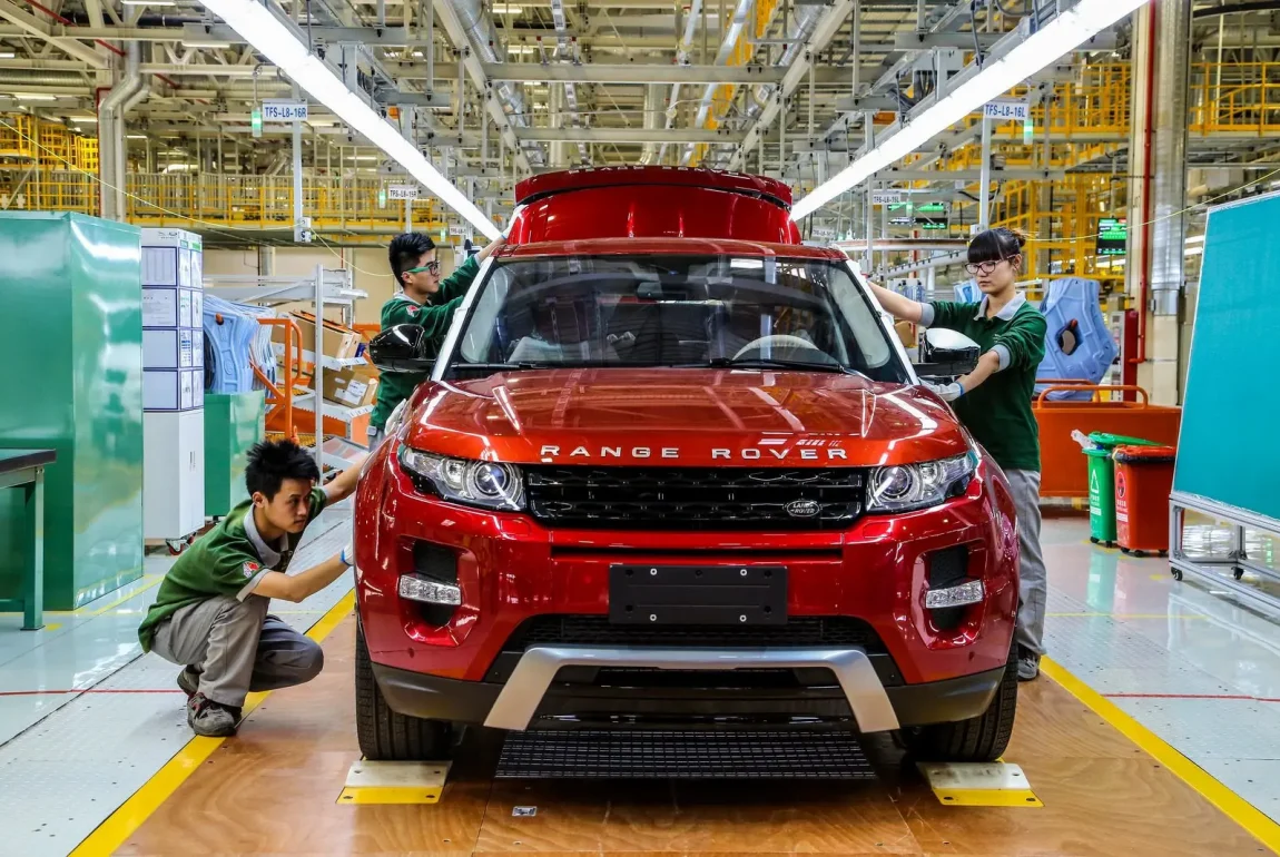 Jaguar Land Rover sắp dùng khung gầm xe Trung Quốc!?